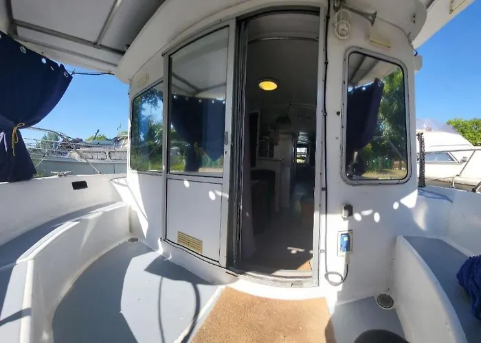 Hotel na wodzie Entier Sur Bateau Montech